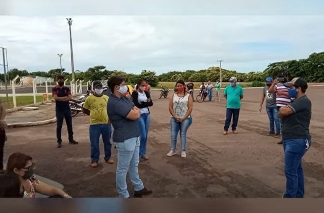 frigorífico é cercado