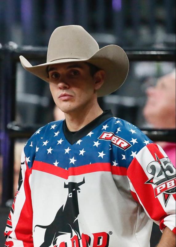 cowboy superação na arena, ele saiu desacordo da arena e em