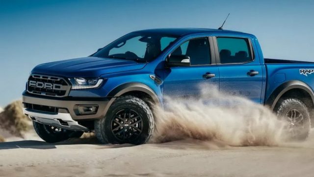 Ford-Ranger-Raptor-4-990x557