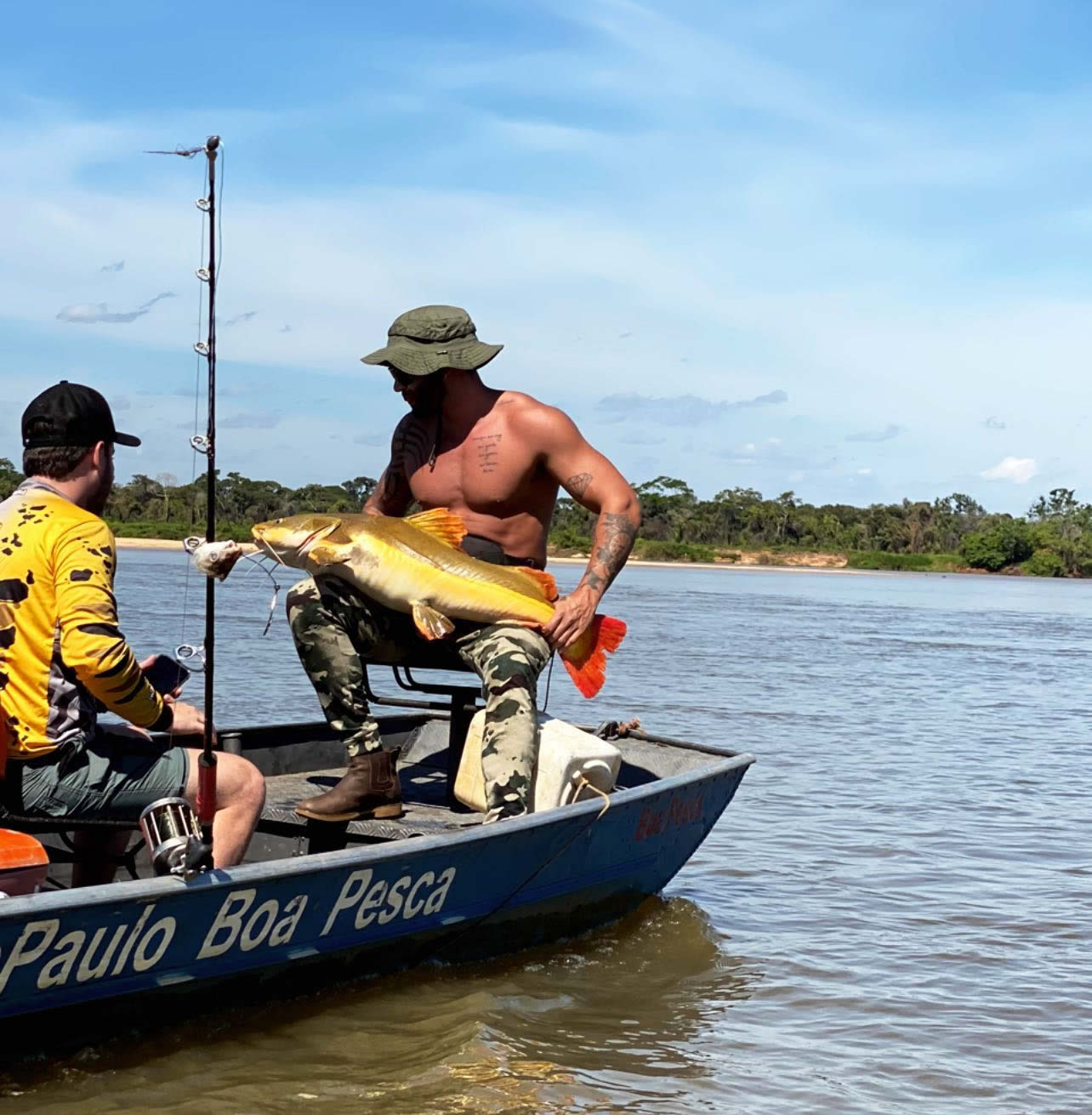 Gusttavo Lima pesca pirarara de 30kg 1