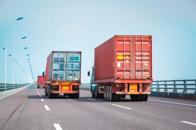 135902-atencao-entregar-dia-2510-ate-as-11h-os-x-maiores-desafios-da-logistica-de-transporte-e-como-superalos