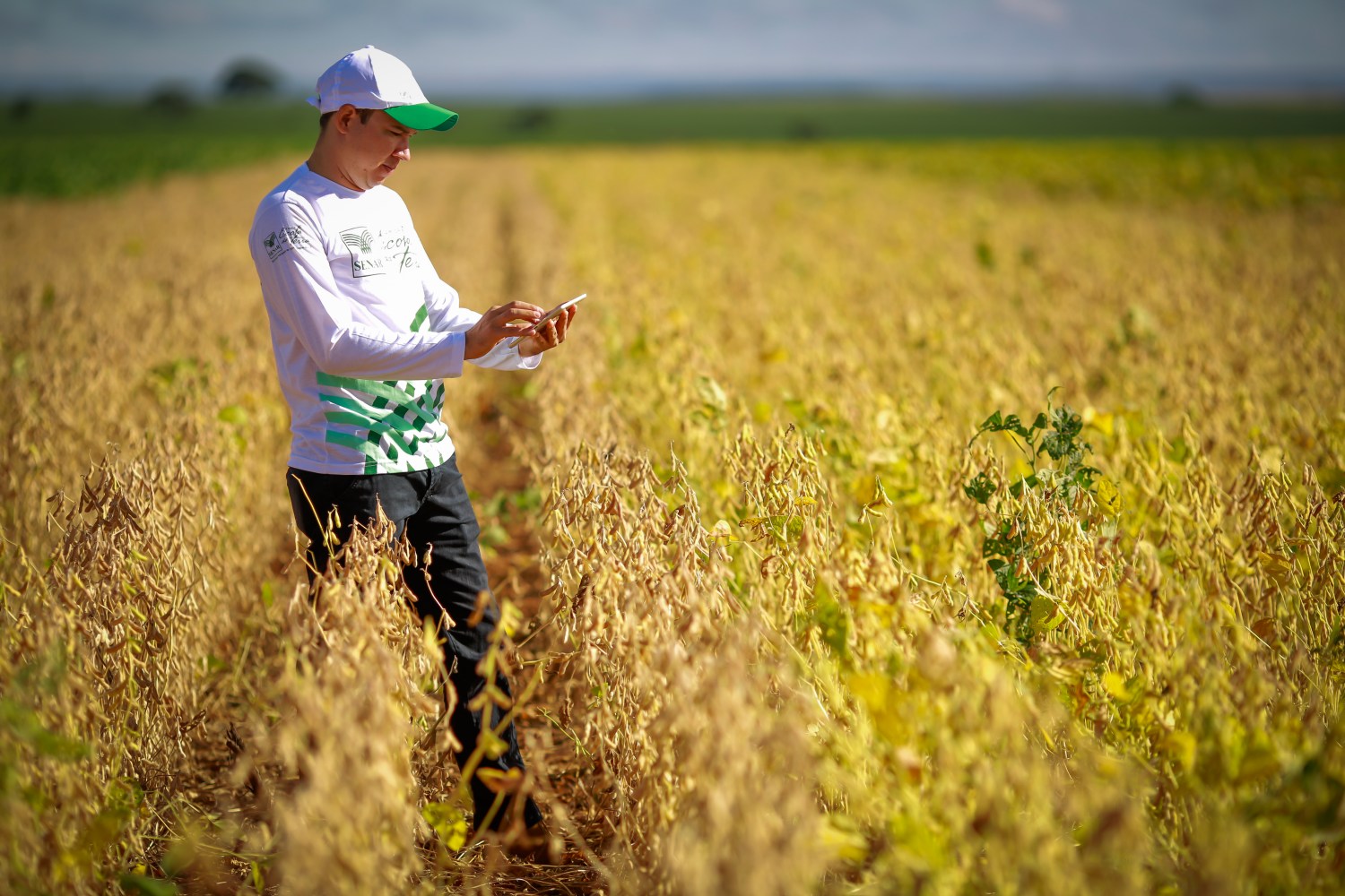 Formando em Gestão em Agronegócio, Leosmar Tavares. Fotos: Wenderson Araujo/CNA