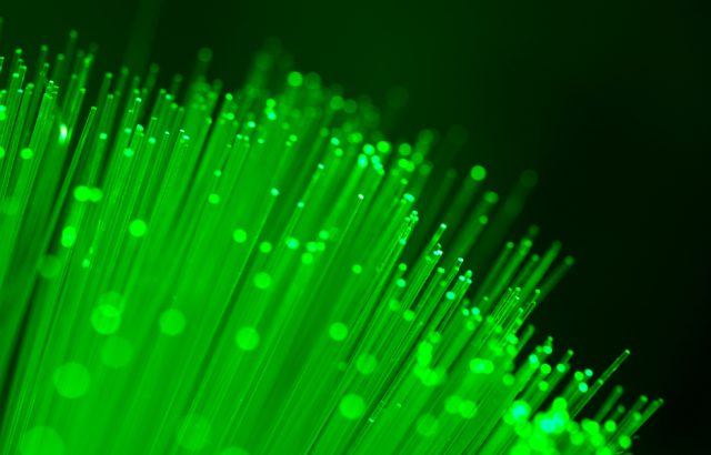 Santa Catarina dá início a projeto para levar internet de fibra ótica ao meio rural; investimento na casa dos R$ 50 milhões vai cobrir boa parte dos municípios Santa Catarina dá início a projeto para levar internet de fibra ótica ao meio rural; investimento na casa dos R$ 50 milhões vai cobrir boa parte dos municípios