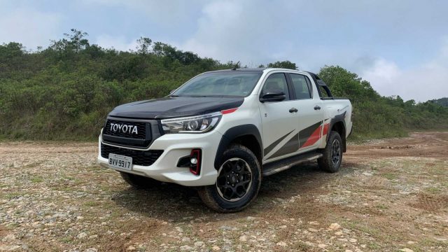 toyota-hilux-gr-s-2-8-turbodiesel