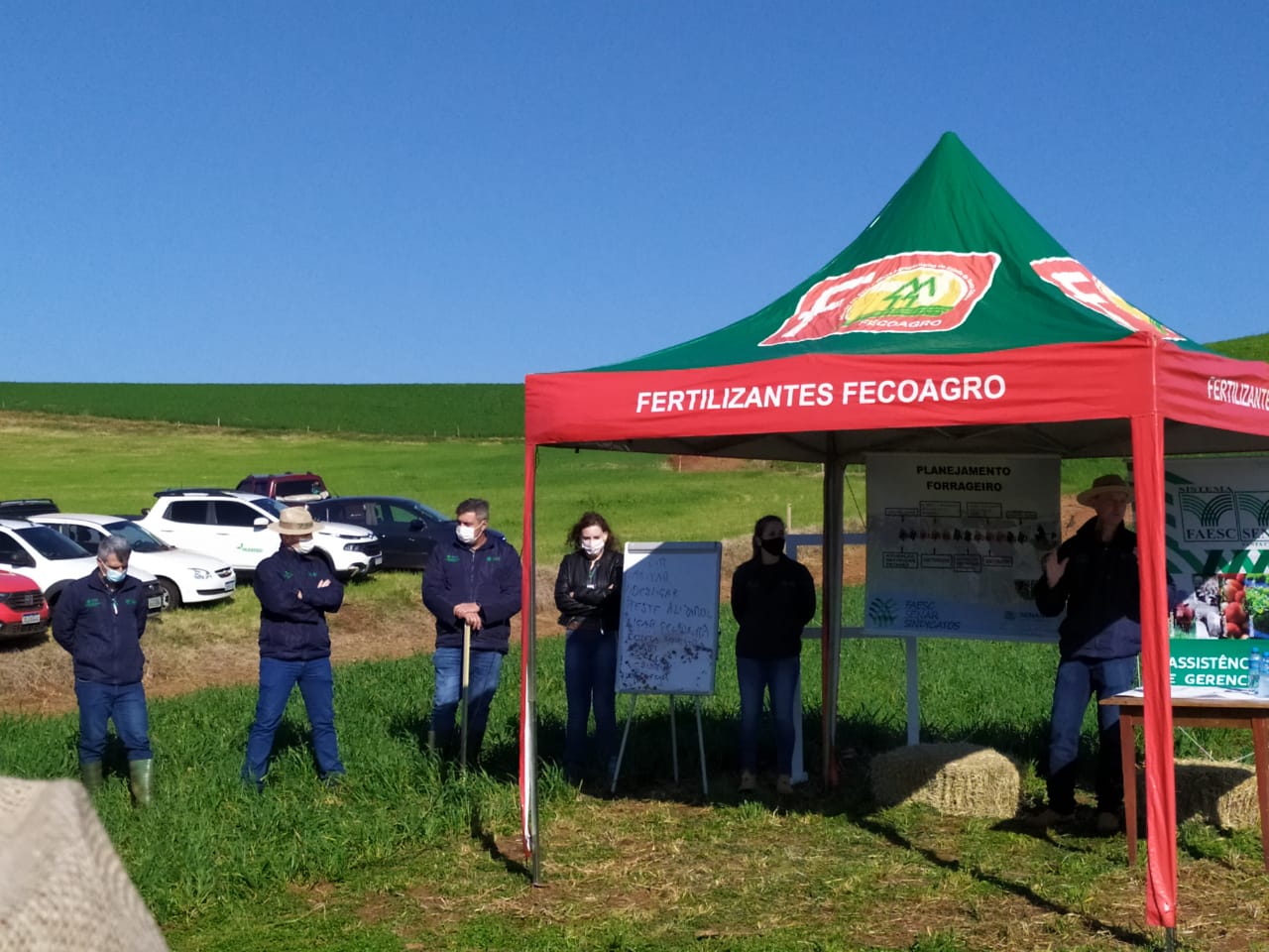 Oficina técnica reuniu produtores do oeste que participam da ATeG com foco em bovinocultura de leite