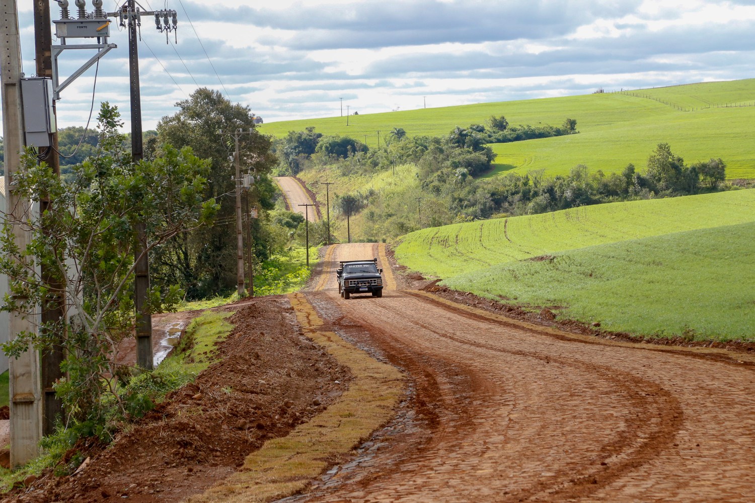 estrada rural com endereco eletronico