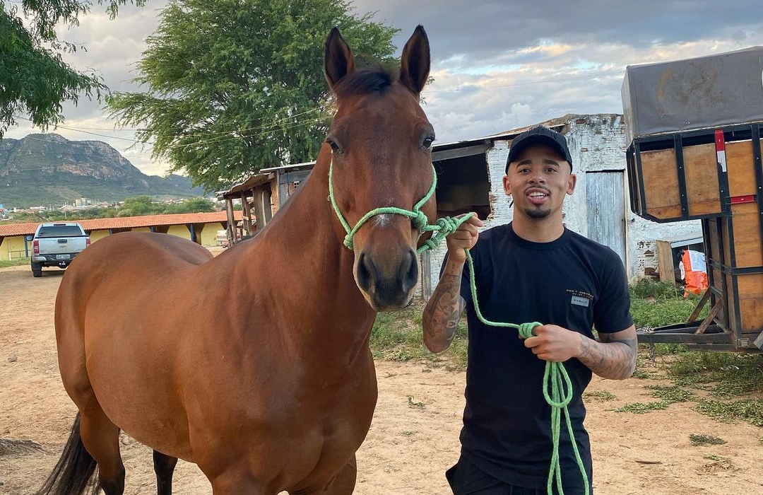 gabriel jesus cavalo de vaquejada