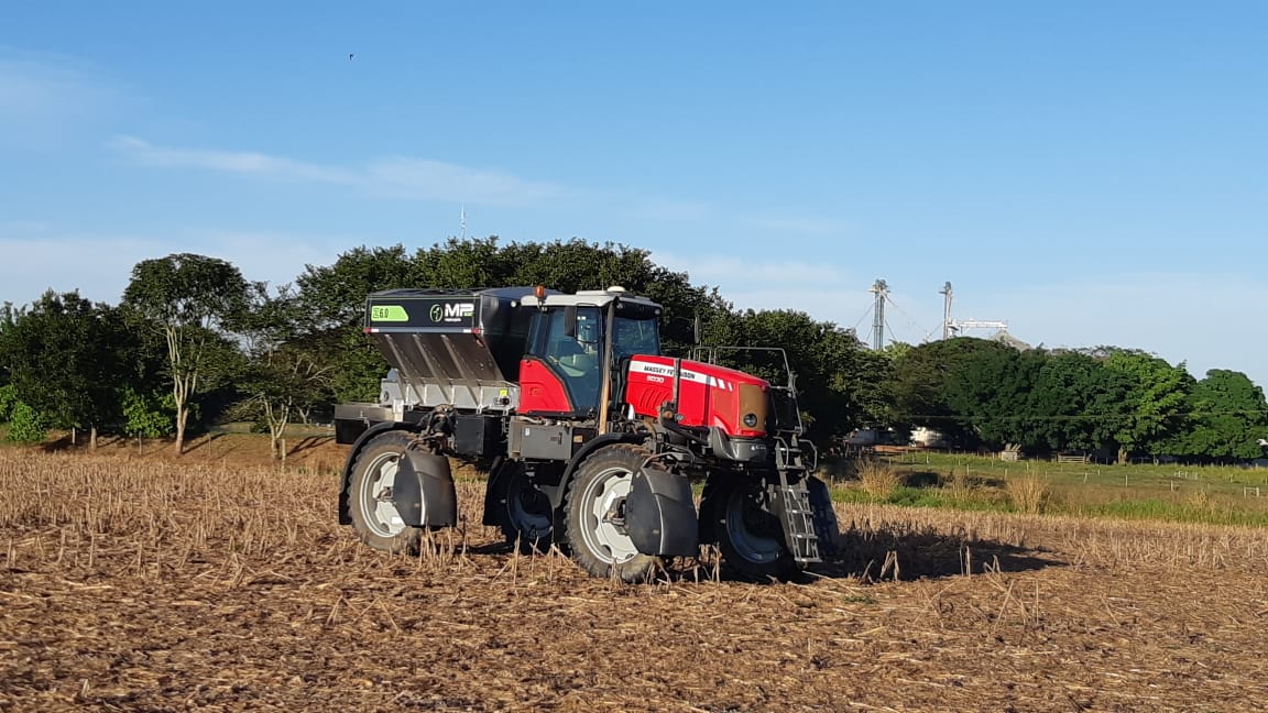 Transformar pulverizador em distribuidor de fertilizantes é sustentável ao setor