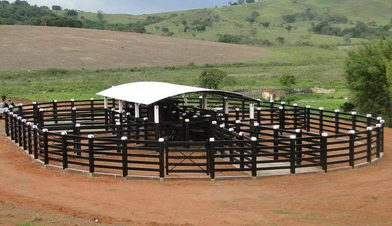 quanto custa construir um curral