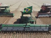 Final de colheita de soja na Bahia - Luiz Eduardo Magalhaes - fotao