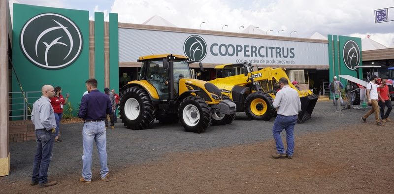 Coopercitrus registra R$ 1,4 bi em negócios durante Agrishow 2022