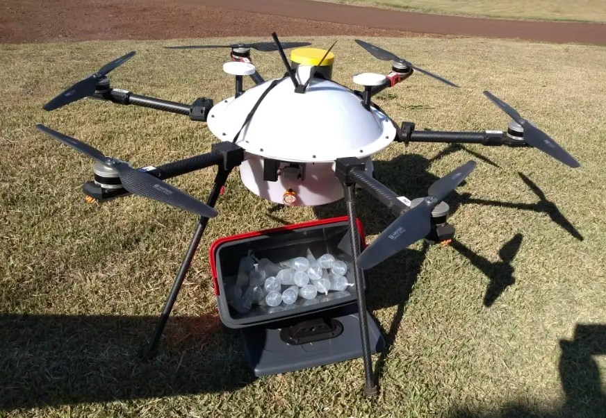 entrega de sêmen com drone