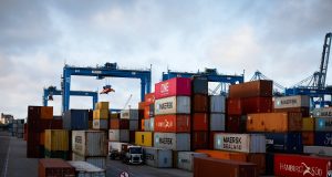 Grande do Sul - containers portos