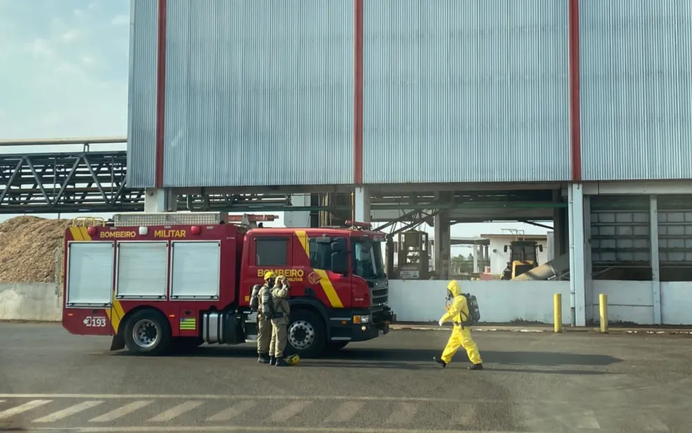 Vazamento de amônia na BRF deixa uma pessoa morta e trabalhadores intoxicados em Rio Verde, Goiás, diz polícia — Foto: Divulgação/Corpo de Bombeiros