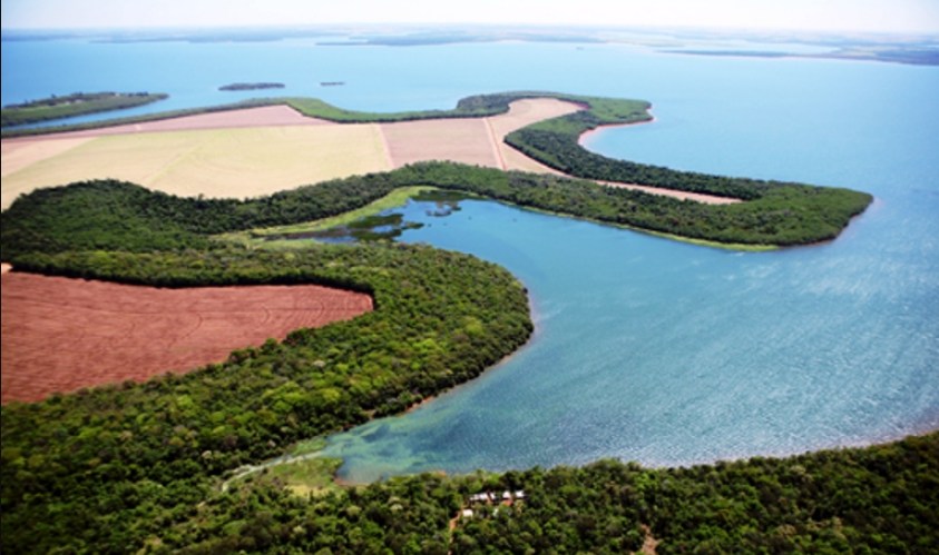 mata-ciliar-com-agricultura - Itaipu