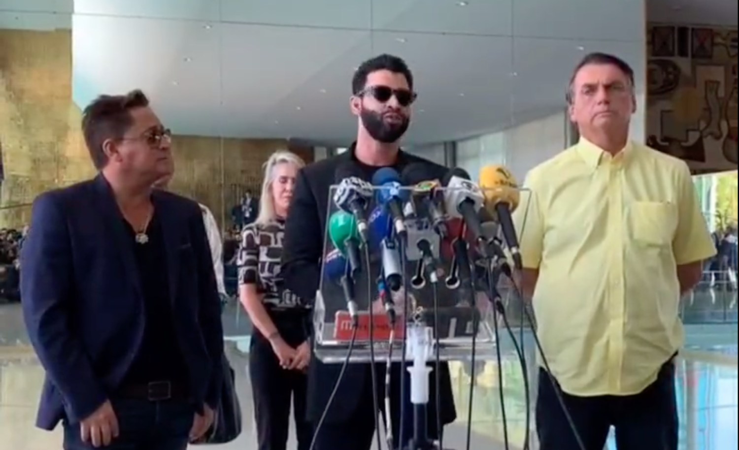 bolsonaro - leonardo - gusttavo lima
