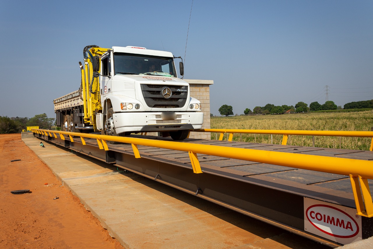 coimma-lanca-Balanca-Rodoviaria-MCM-balanca-para-pesagem-de-caminhoes-com-tecnologia-avancada-e-de-facil-instalacao-foto-divulgacao