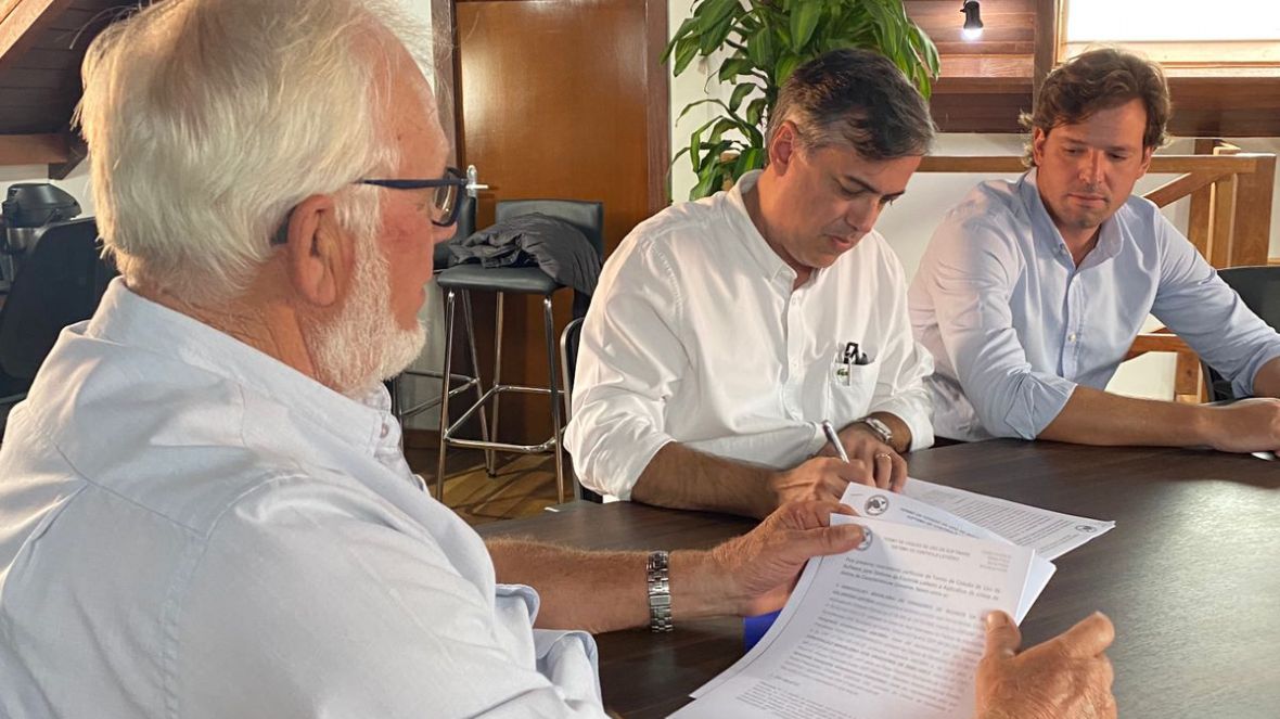 ABCZ firma parceria com ABCBRH para aprimorar Controle Leiteiro e coleta de dados de Características Lineares de raças zebuínas