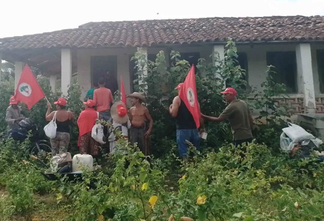 Fazenda na Bahia é palco de mais uma invasão do MST