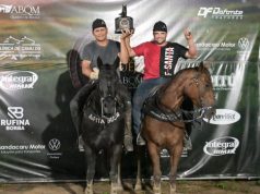 puxador Adjailson André de Paiva e o esteira Geraldo José de Moraes Guerra Neto