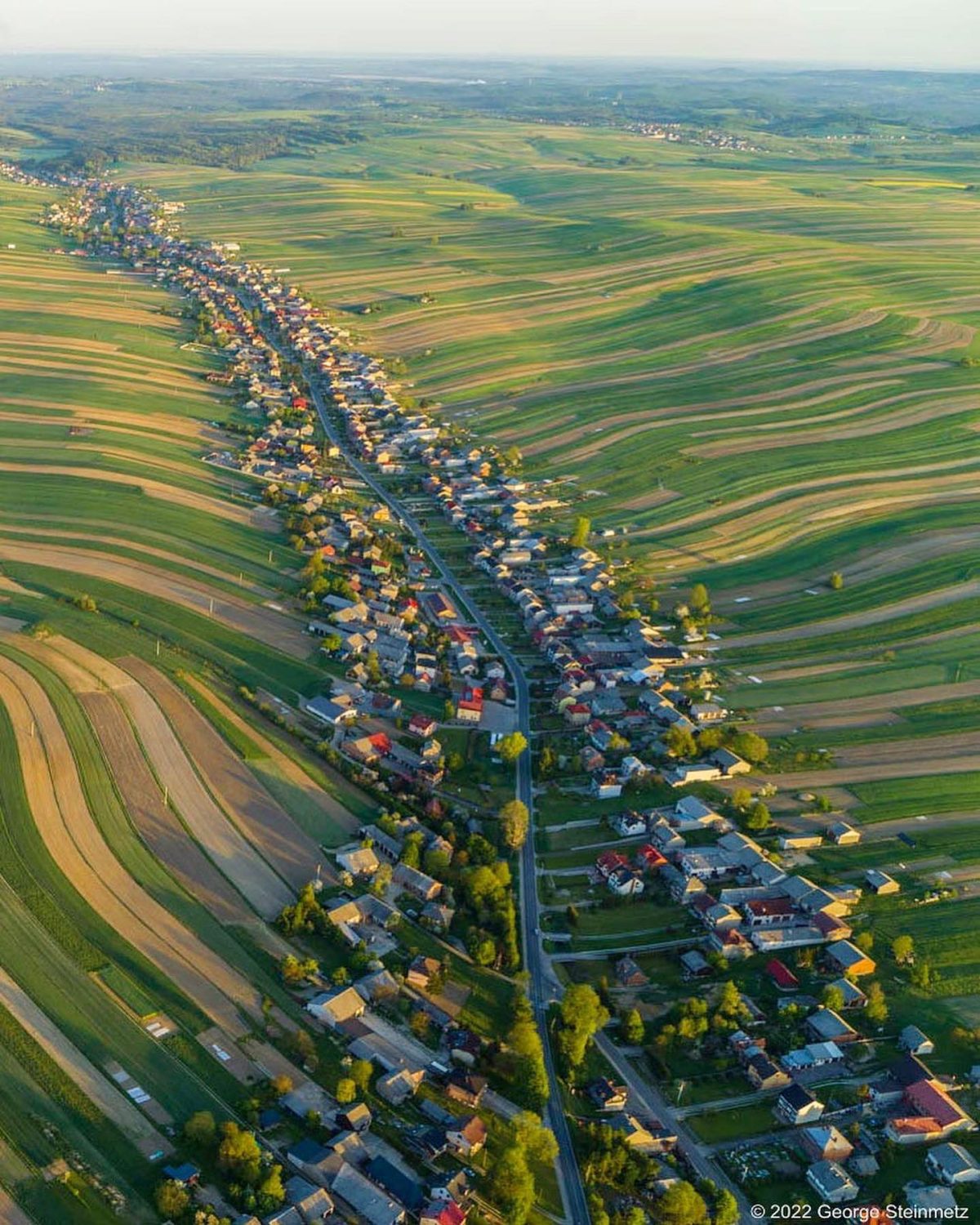 George Steinmetz - village of Suloszowa