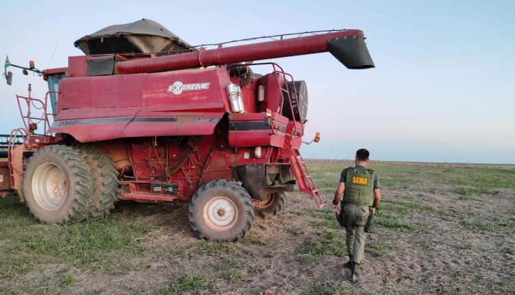 Sema-MT apreende colheitadeira de soja em área embargada e aplica multa de R$3,3 milhões1