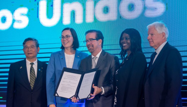 Embrapa, USDA e Universidade da Flórida assinam acordo
