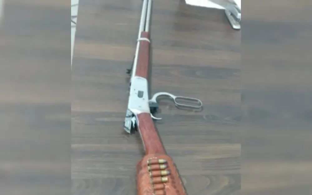 Arma apreendida em Serranópolis, Goiás