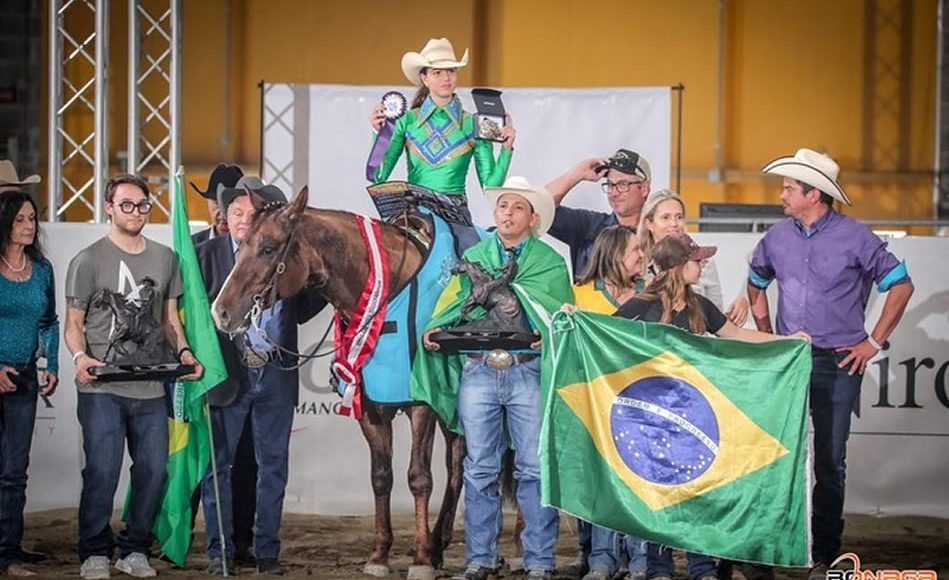 Brasileira Astrid Annas é Campeã Mundial Jovem de Rédeas na Itália