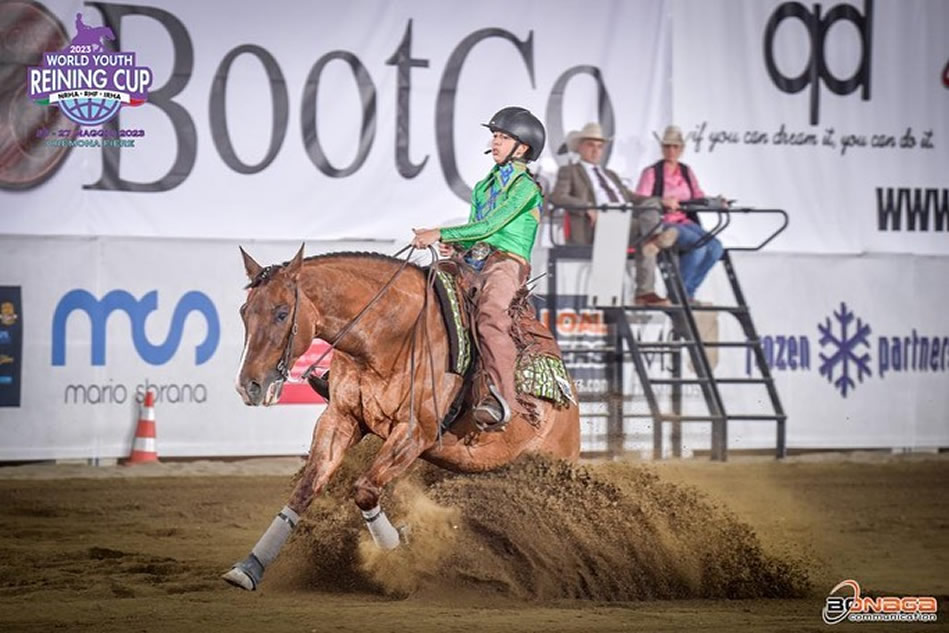 Brasileira Astrid Annas é Campeã Mundial Jovem de Rédeas na Itália
