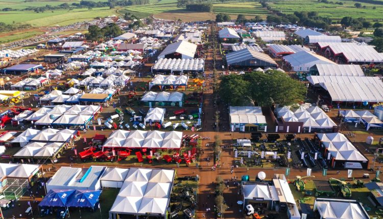 Foto aerea da agrishow 2023 - drone 2