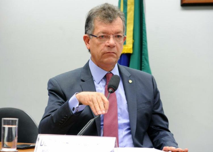 Senador Laércio Oliveira (PP-SE);