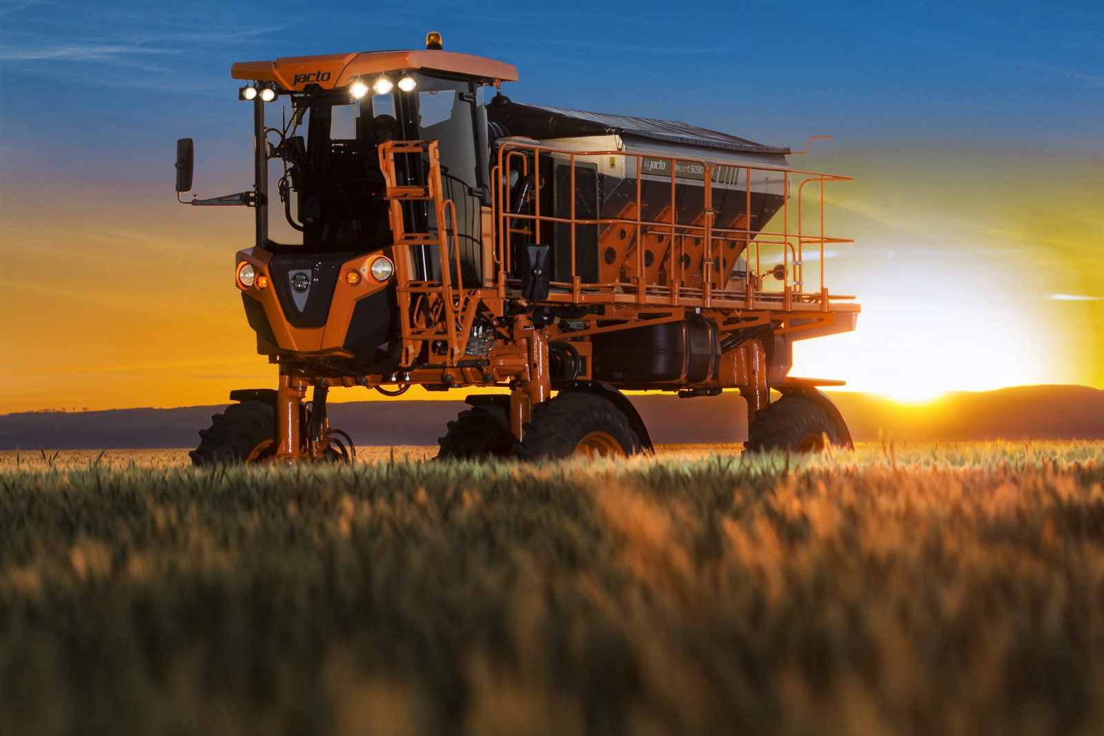 Drones são eficientes na gestão de bois e pastos? 16 Uniport_5030_NPK_-_ distribuidor de fertilizantes JActo