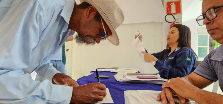 Governo de Minas entrega 198 títulos de propriedade rural no Norte do estado  