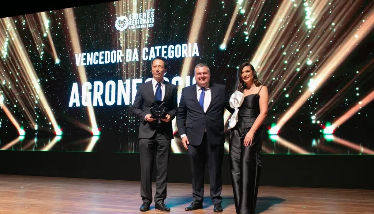 Castrolanda conquista prêmio do LIDE Paraná de melhor companhia do Agronegócio