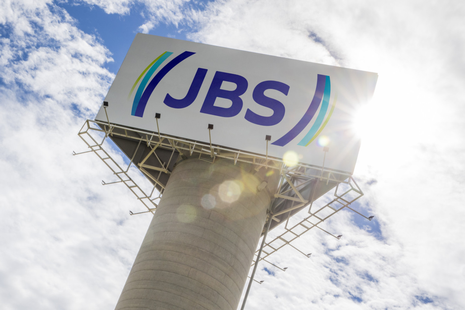JBS é condenada - BNEDS ações da JBS