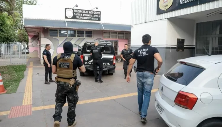 Foram cumpridos 61 mandados de busca e apreensão e 57 mandados de prisão em diversos municípios do MT — Foto: Divulgação / Polícia Civil