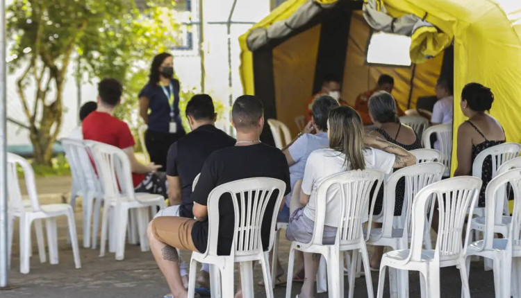 Casos de dengue este ano superam os de 2023 em cinco estados e no DF