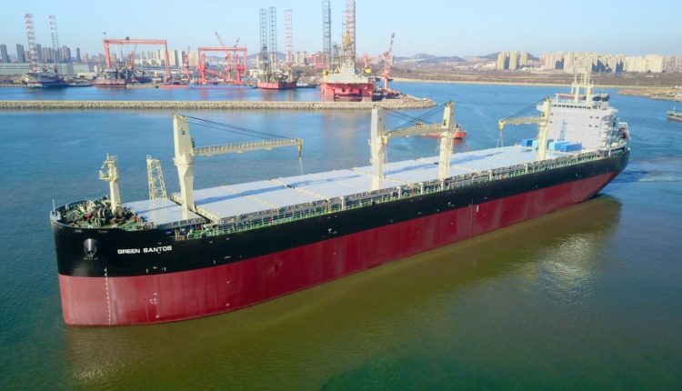 Maior navio de transporte de celulose do mundo