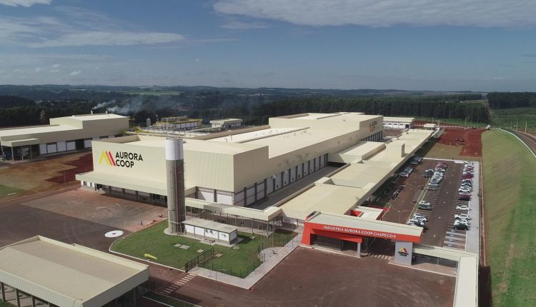 A Aurora Coop inaugura uma das maiores e mais avancadas industrias de processamento de carnes do Brasil