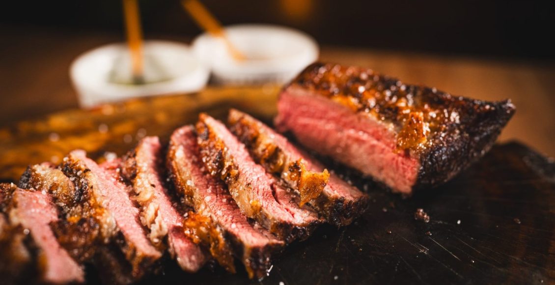 Dia do Churrasco: descubra a quantidade ideal de carne por convidado