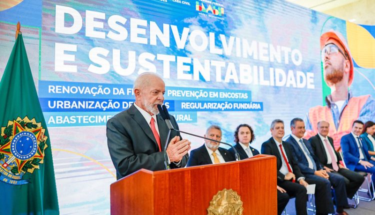 “É em função do povo que nós governamos”, diz Lula ao anunciar R$ 18,3 bilhões em obras do Novo PAC Seleções