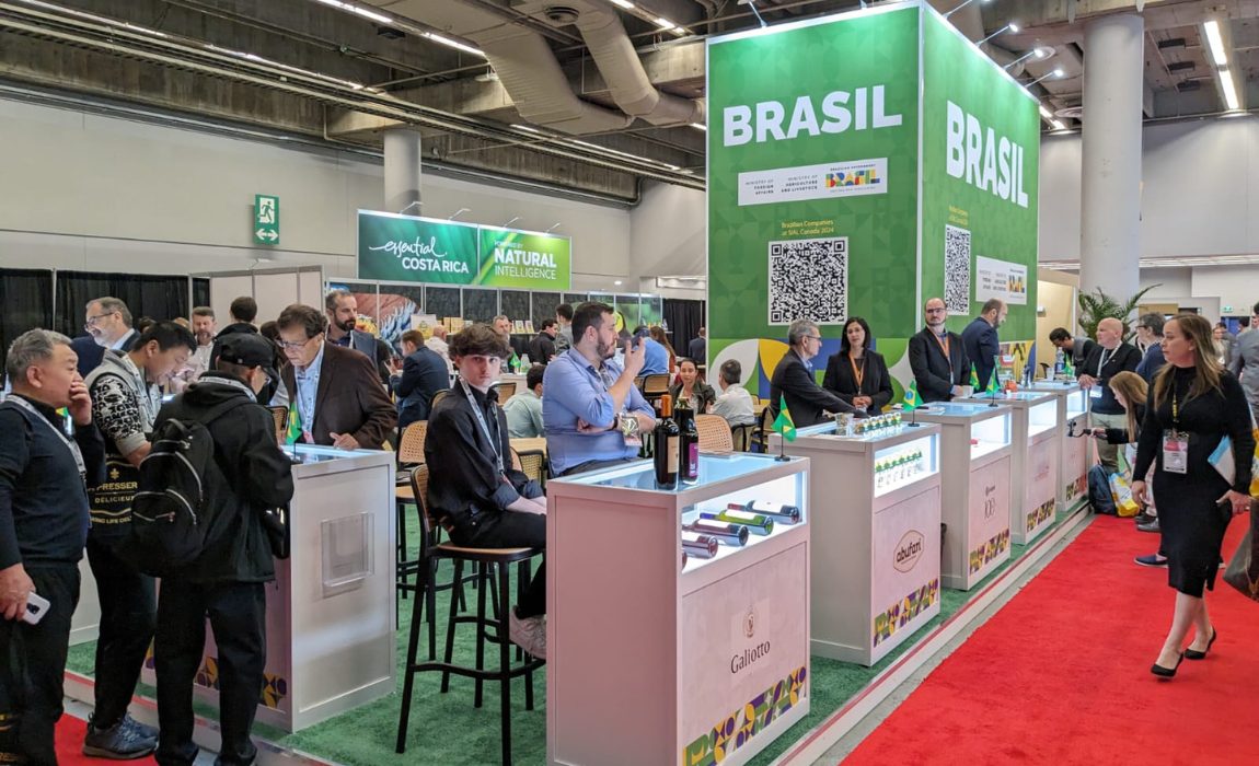 Empresas brasileiras ampliam novos mercados na maior feira alimentar da América do Norte