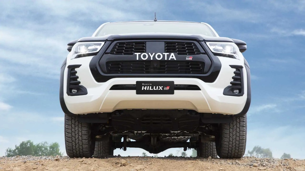 Mini Hilux - toyota