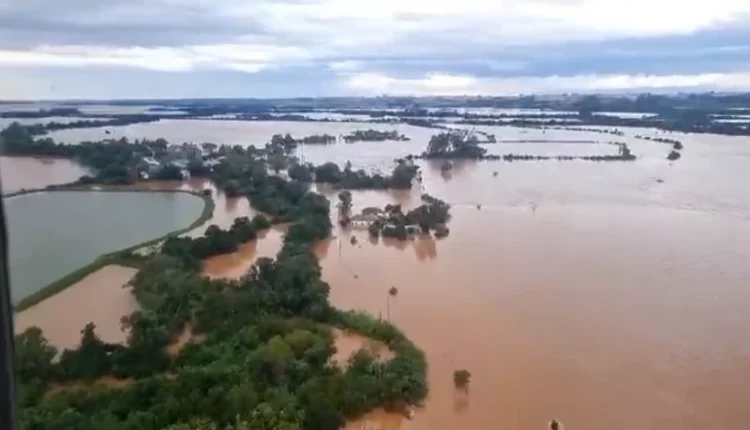 Barragem 14 de Julho rompe no Rio Grande do Sul, diz governador Eduardo Leite