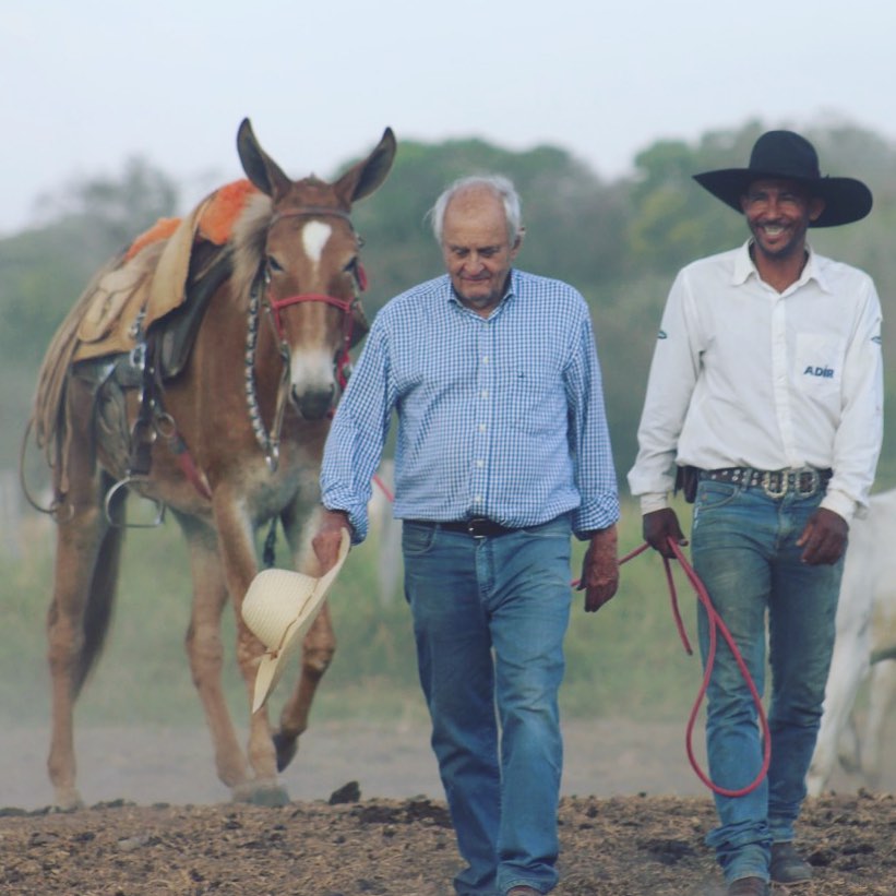 Adir-do-Carmo-Leonel-com-campeiro