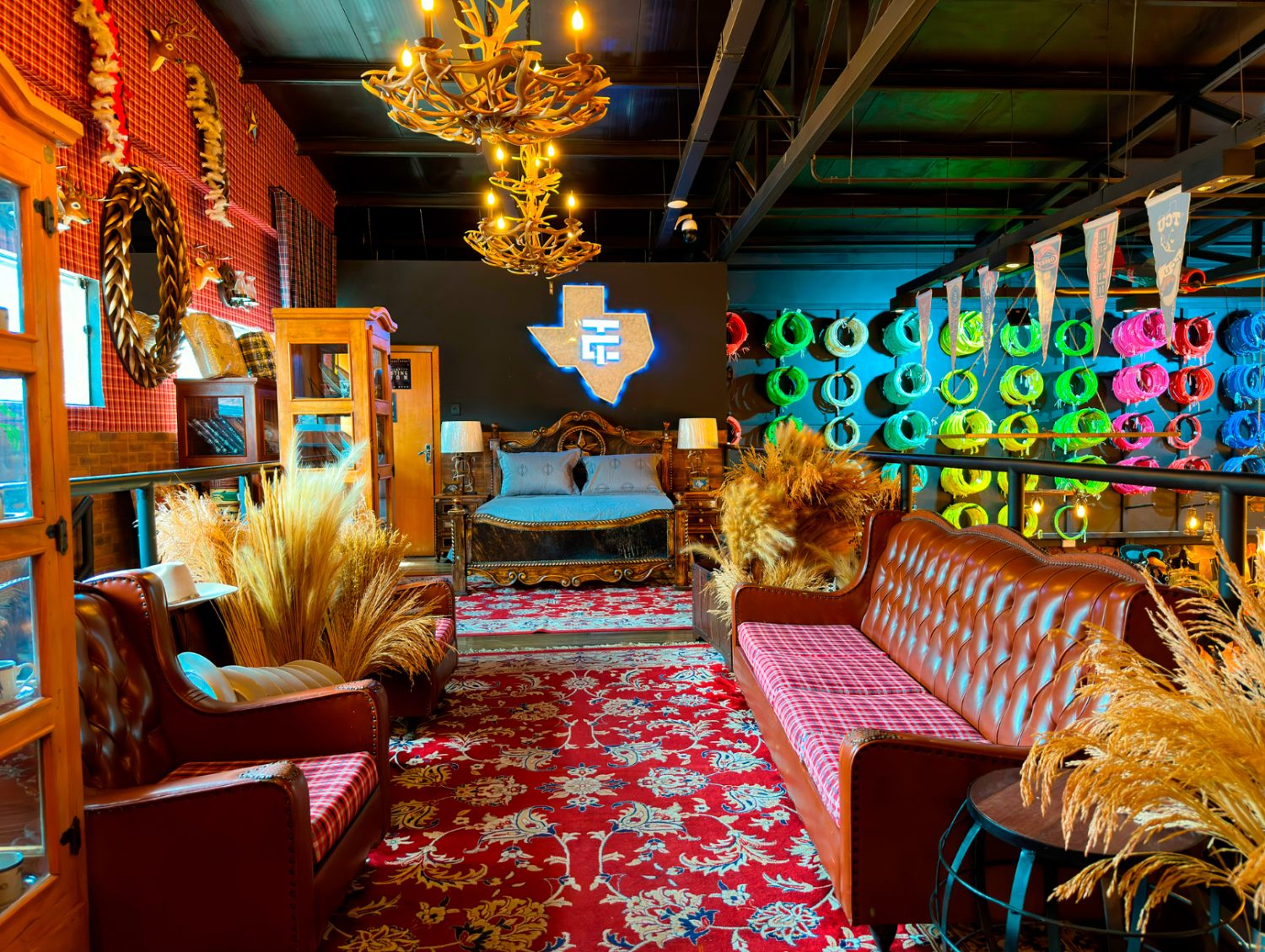 Conheca a Disneylandia do agro em Goiania - Texas Center - chapeus