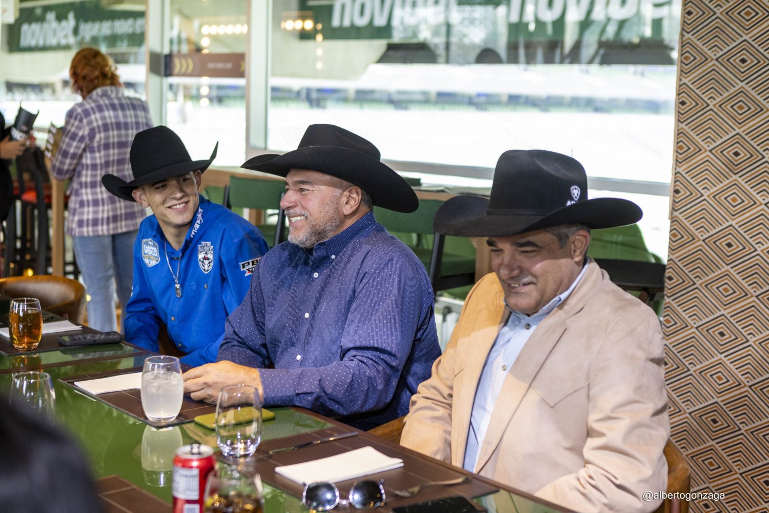 Leandro Zampollo - Adriano de Moraes e Rafael Vilella
