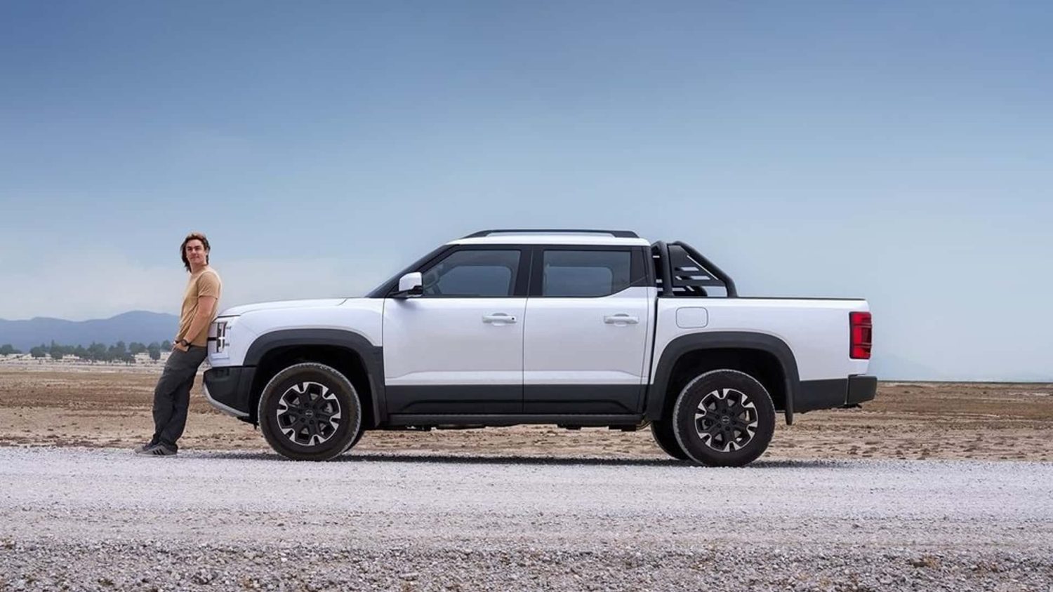 Conheça a primeira picape híbrida plug-in do Brasil