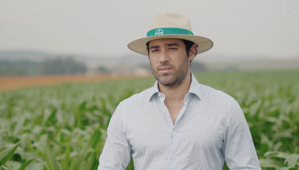 Kaio Fiorese, de Água Fria de Goiás/GO, que colheu 232,1 sc/ha (Bayer), segundo lugar irrigado Divulgação Getap